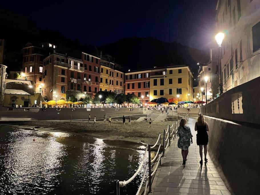Il Mare Alla Finestra Apartman Vernazza Kültér fotó